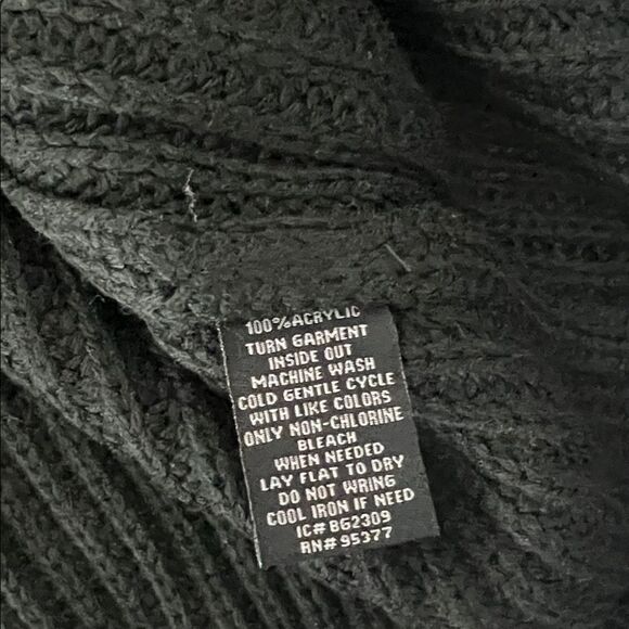 New Sanctuary Colorblock Knit Sweater - Black and Tan Size 1X - Picture 7 of 9